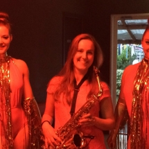 Danseressen en sax in Recycle Lounge Club Amsterdam